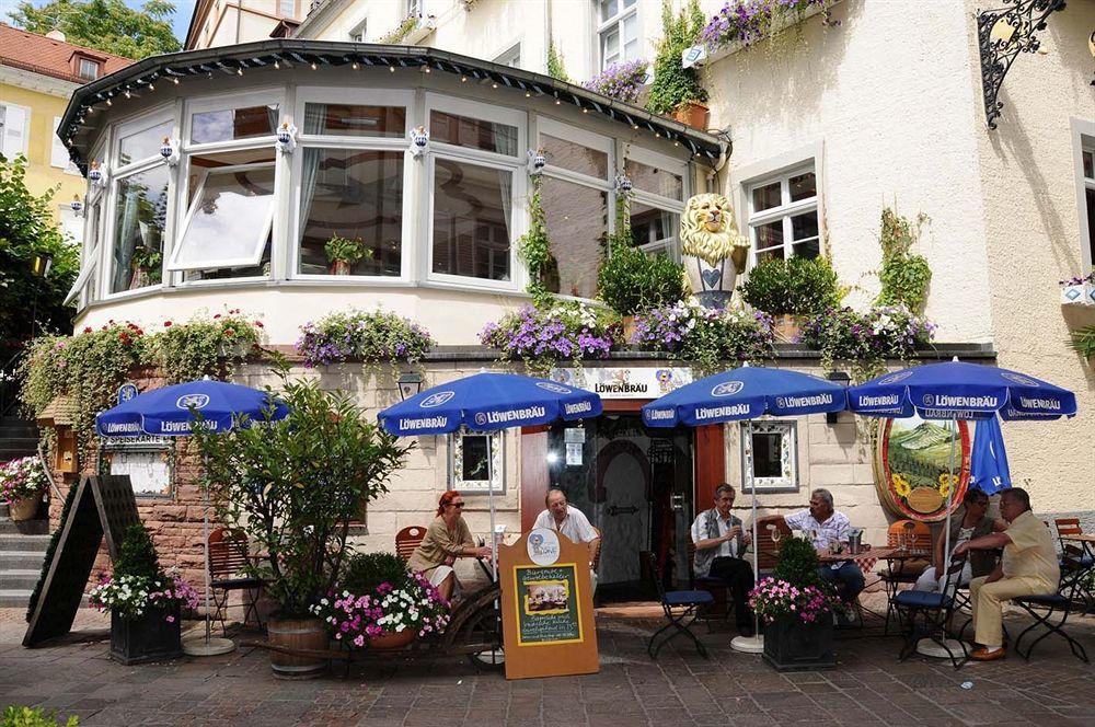 Hotel Zum Goldenen Loewen Baden-Baden Exterior foto